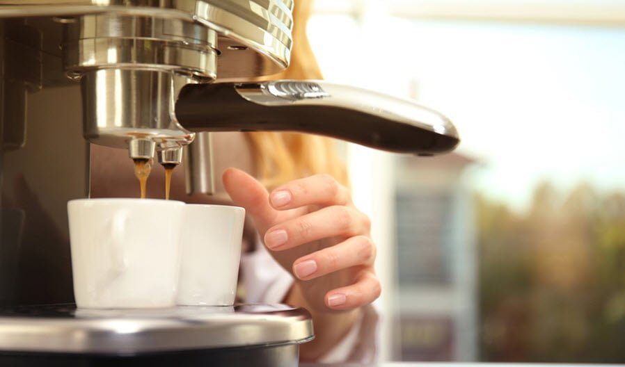Địa chỉ cung cấp máy pha cafe espresso chất lượng tại TPHCM may pha cafe 1