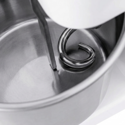 may-tron-bot-7-lit-prismafood-rebecca